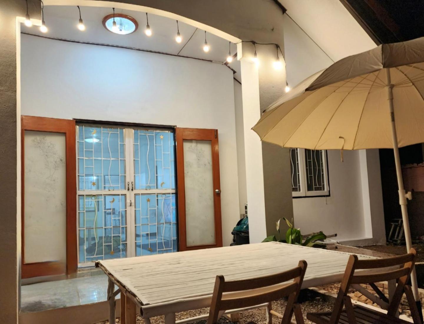 Good Vibe House Sattahip Villa Bagian luar foto