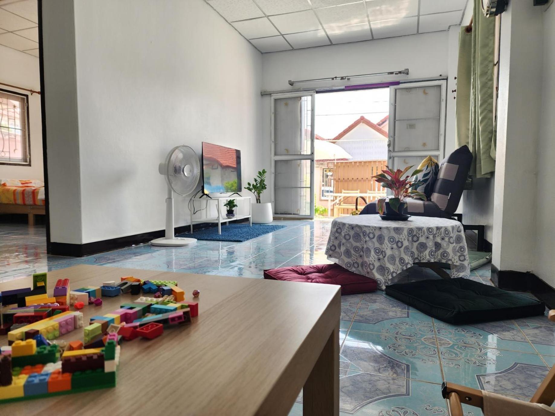Good Vibe House Sattahip Villa Bagian luar foto